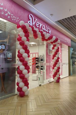 Арка из шаров на открытие