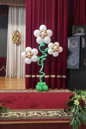 Элемент оформления школьного зала